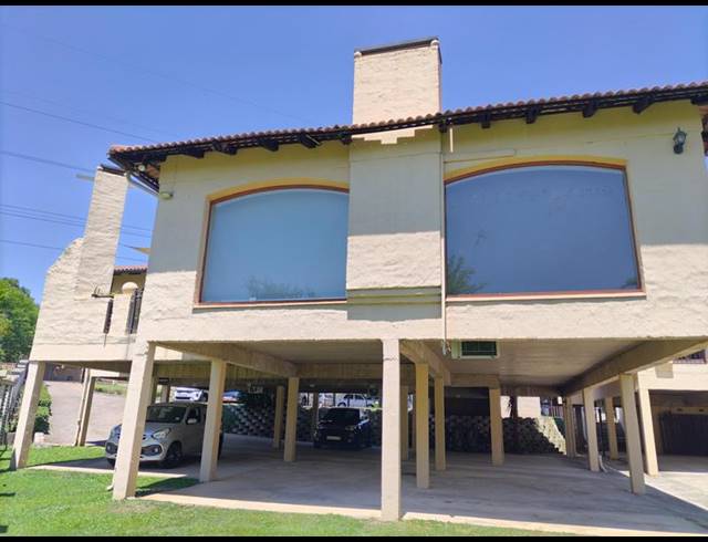 OFFICE FOR SALE IN LYNNWOOD RIDGE
